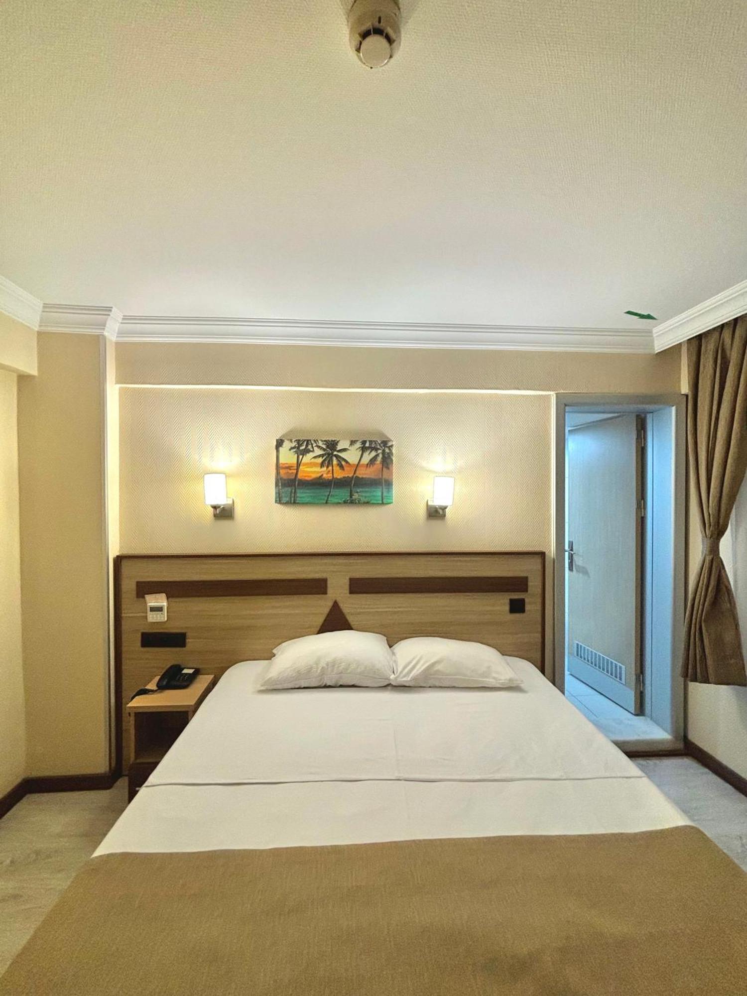 Gold Hotel Istanbul Exterior photo